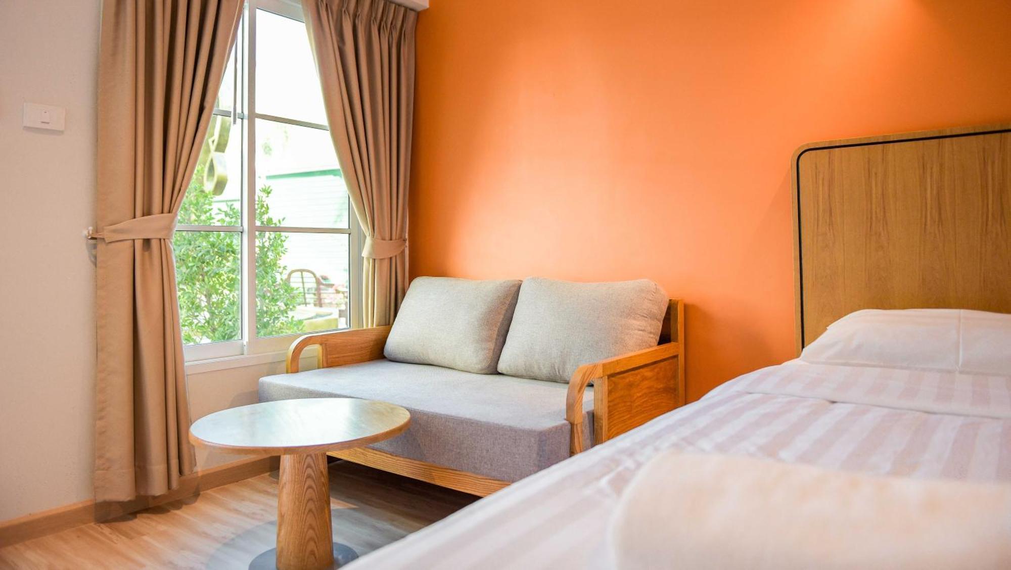 Seaman Resort Haad Chao Samran Exteriör bild