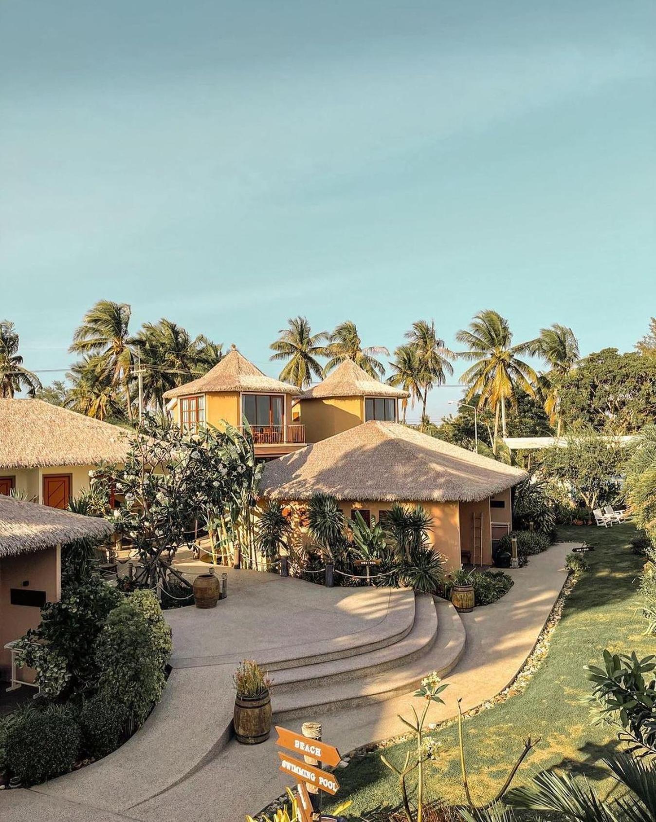 Seaman Resort Haad Chao Samran Exteriör bild